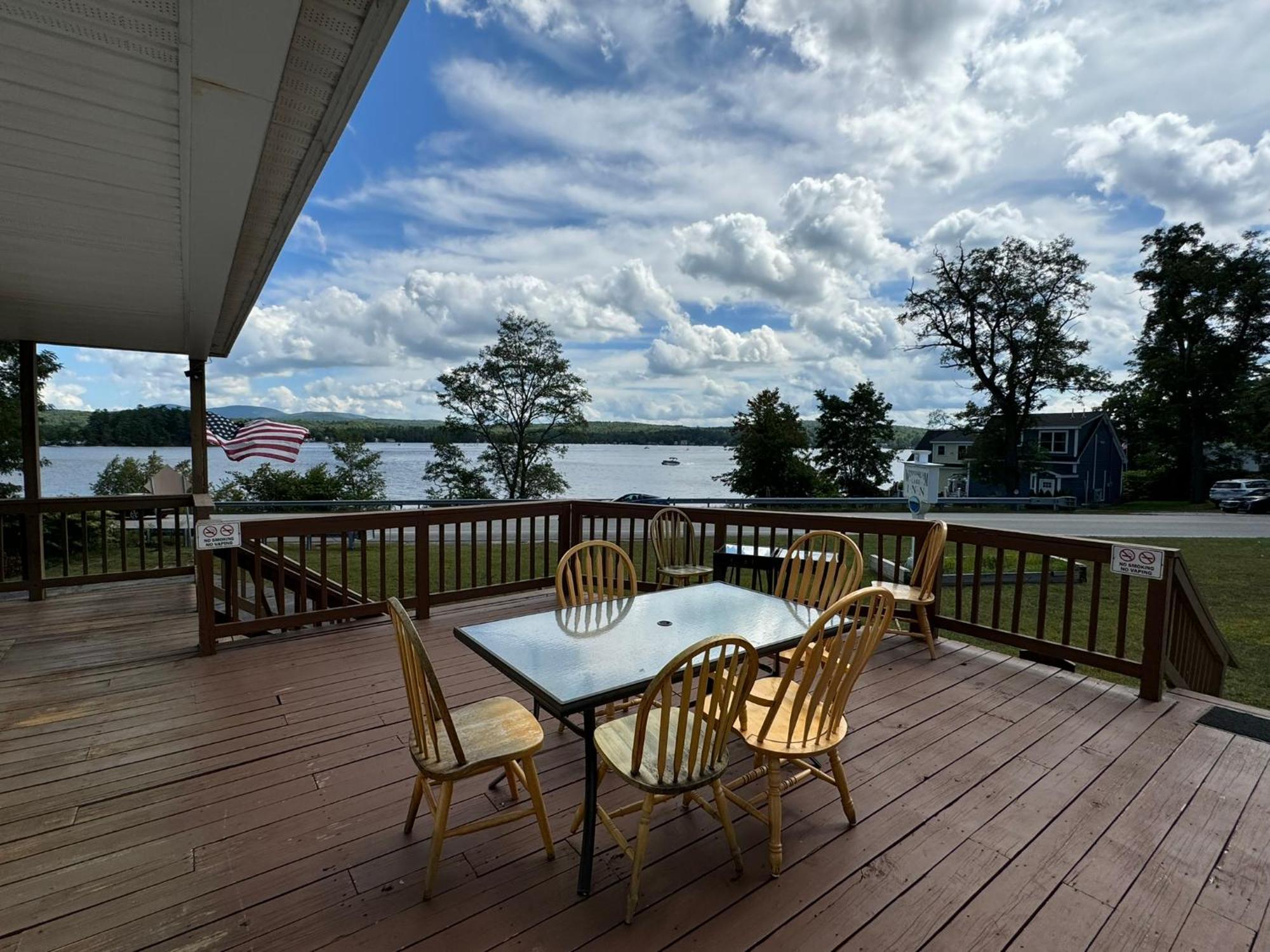 Winnisquam Lake Inn Тилтон Экстерьер фото