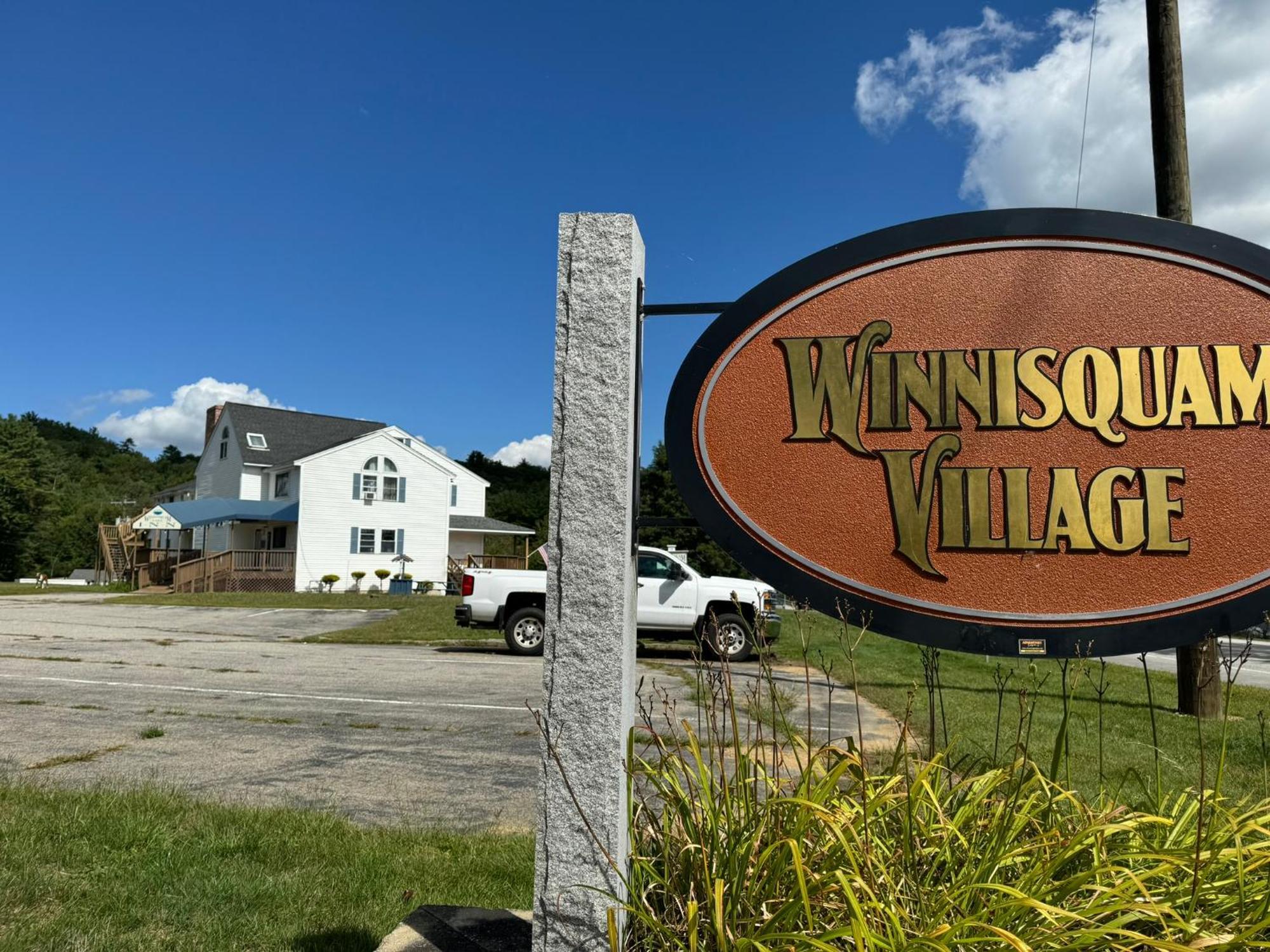 Winnisquam Lake Inn Тилтон Экстерьер фото
