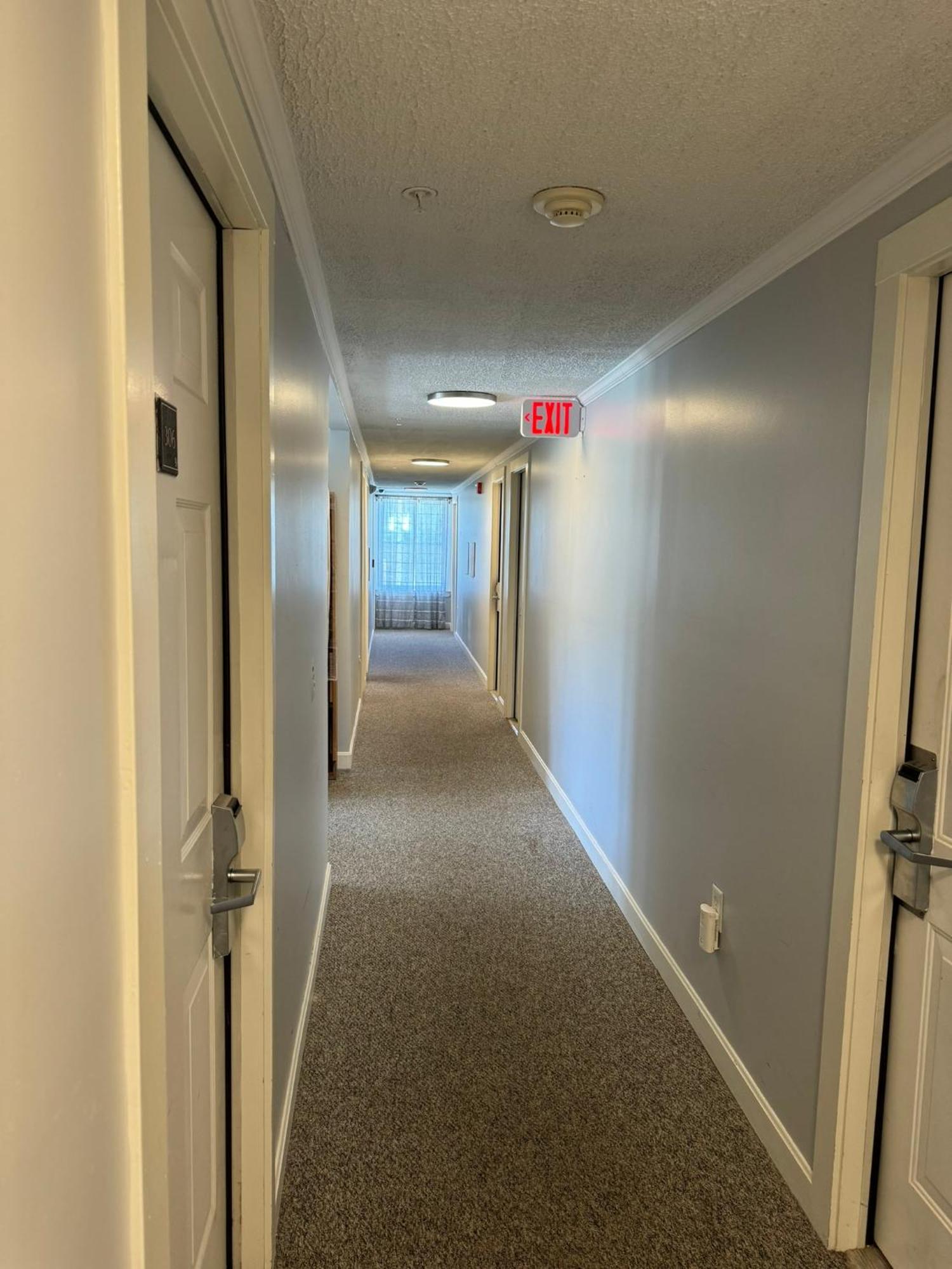 Winnisquam Lake Inn Тилтон Экстерьер фото