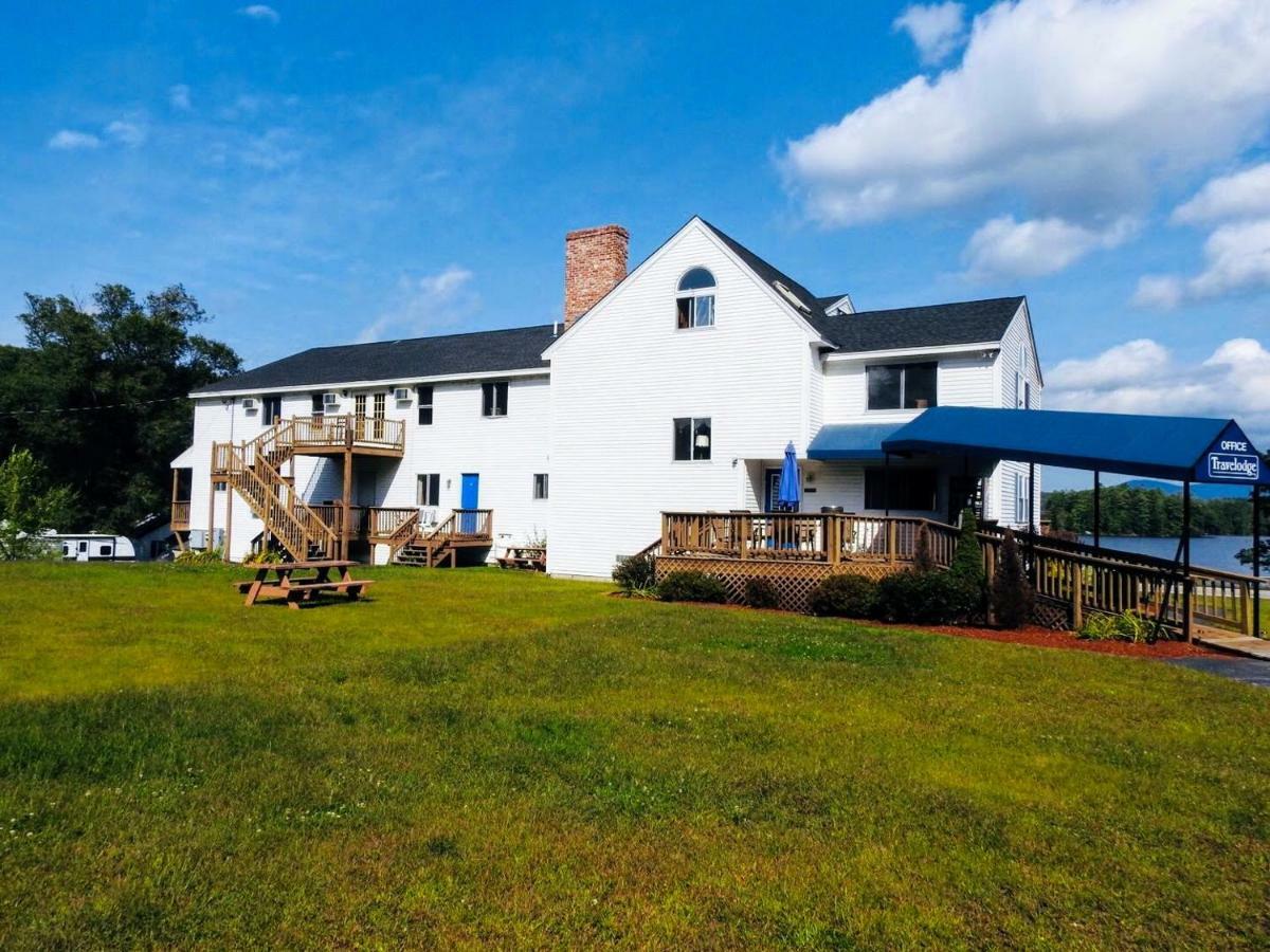 Winnisquam Lake Inn Тилтон Экстерьер фото
