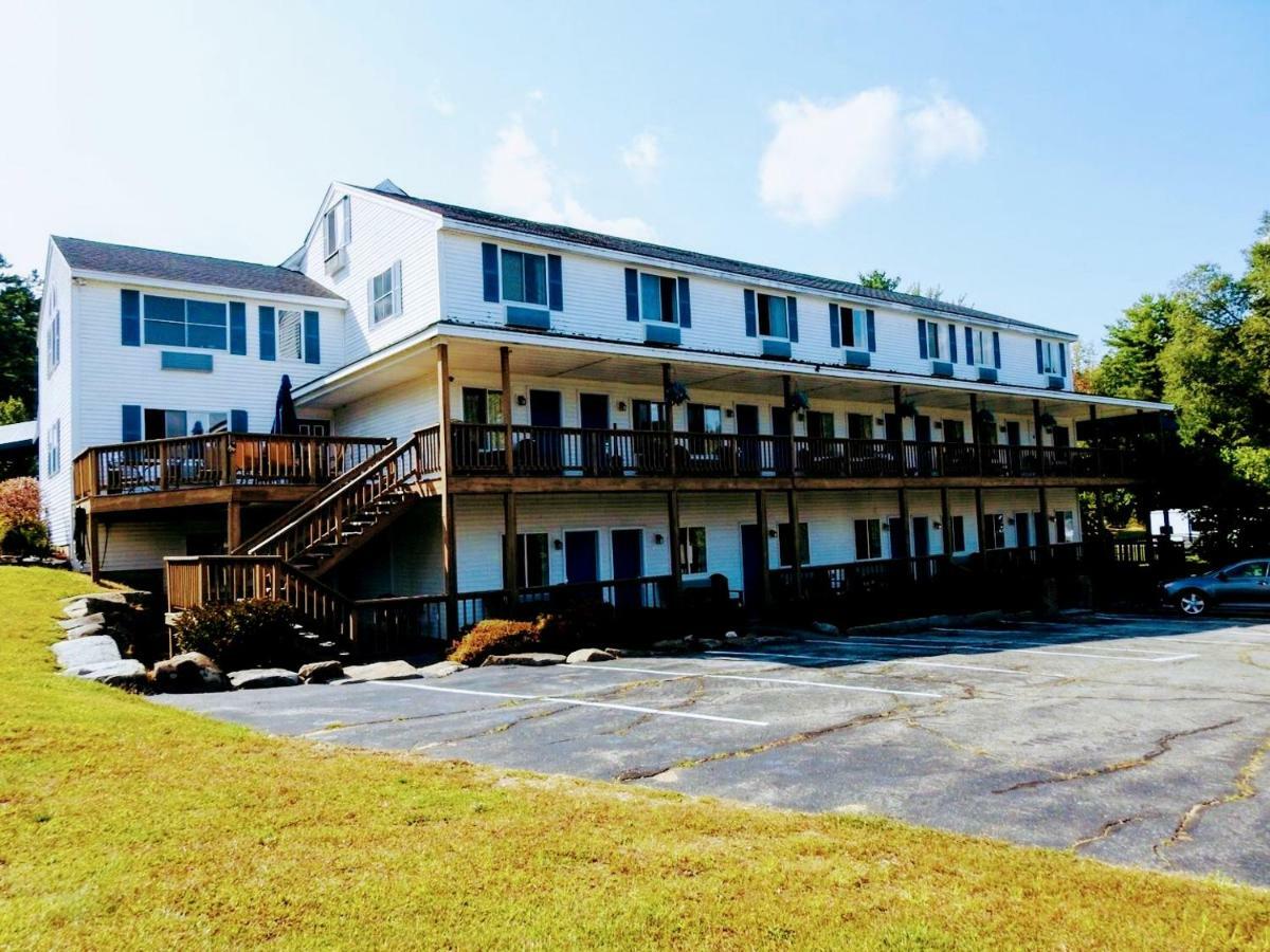 Winnisquam Lake Inn Тилтон Экстерьер фото